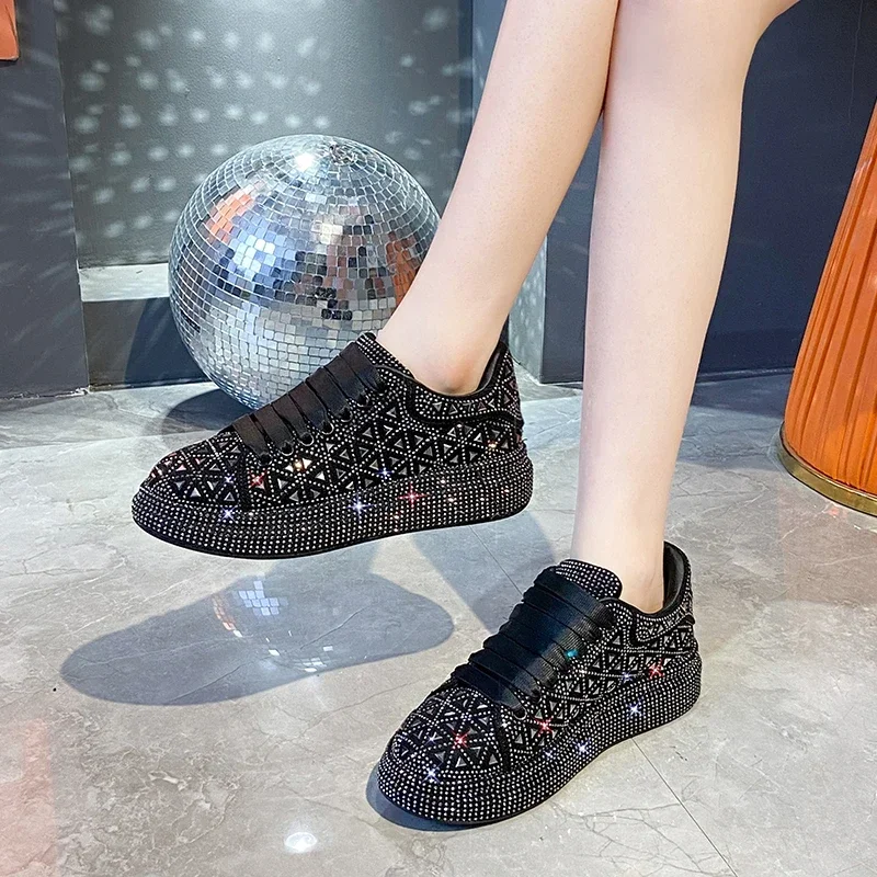 Luxury bling bling Women Platform Crystal Shoes Girls rhinestones Thick-soled White Silver Shining Trend Sneakers Loafers Autumn