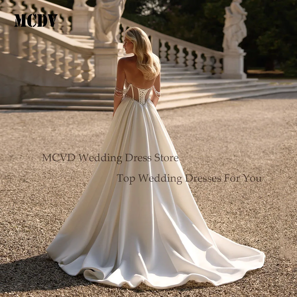 MCDV فساتين زفاف أنيقة بيضاء مطرزة بالخرز الوهم على شكل قلب بدون أكتاف زي العرائس للنساء فساتين الحفلات الرسمية حسب الطلب