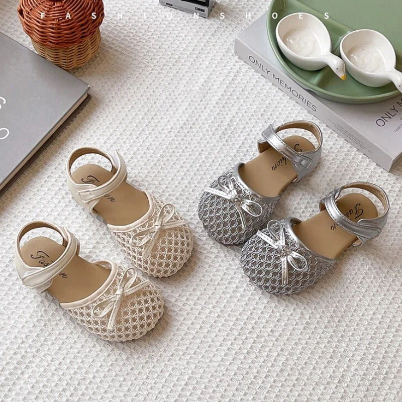 

Весенние сандалии для девочек с бантом, сетчатые, милые повседневные детские туфли на плоской подошве, однотонные, нескользящие, модные, повседневные детские туфли для детей 4-6 лет