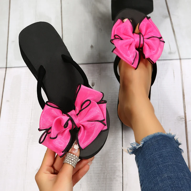 

Женские новые летние повседневные тапочки, удобные сандалии на платформе, легкая дизайнерская обувь, уличные нескользящие тапочки, женские шлепанцы