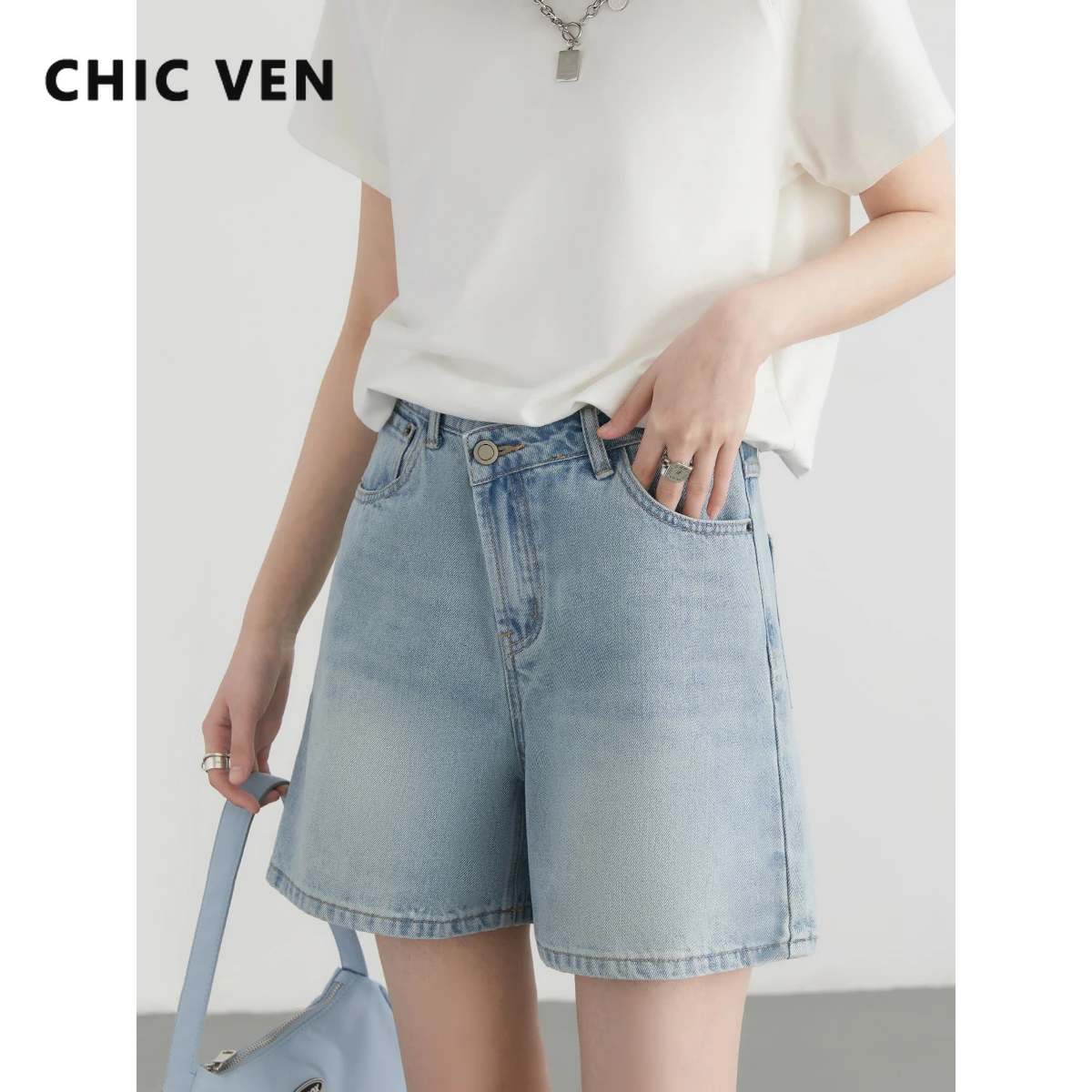 CHIC VEN Women Jeans Blue Retro Loose Design Distressed Slanted Placket Cotton Denim Shorts Straight Leg Short Pants Summer 2024