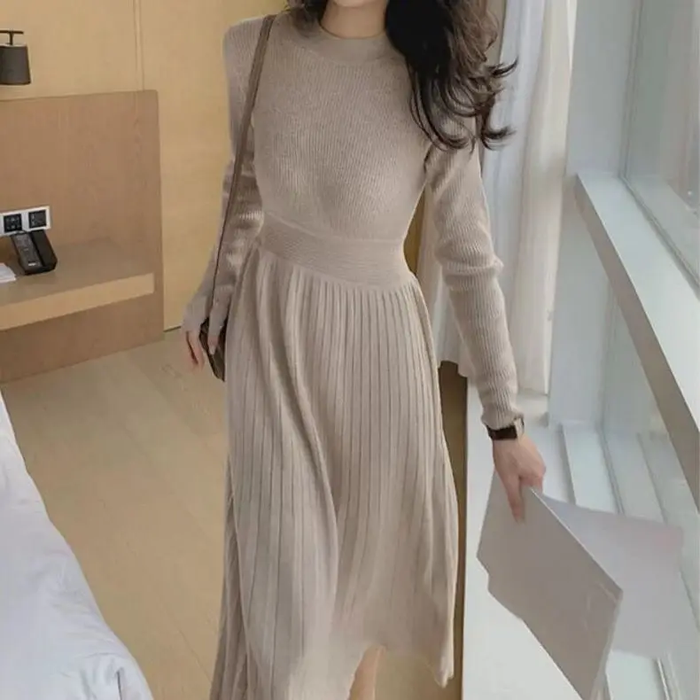 

2024 Autumn New French Mid-length Knee-length Elegant Sweater Dress for Women Gentle Versatile High-end Knitted Dress for Women