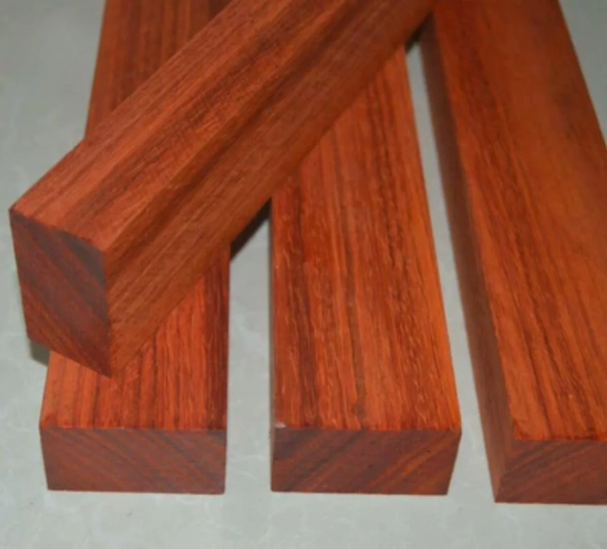 Thickness：3cm Length: 50cm Width: 5cm African Red Flower Pear Wood Redwood board logs  DIY wood