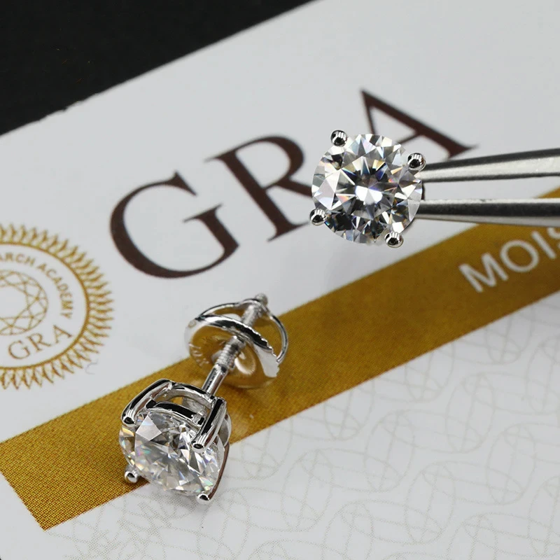 Moissanite Orecchini a perno in argento Sterling 0,8 carati