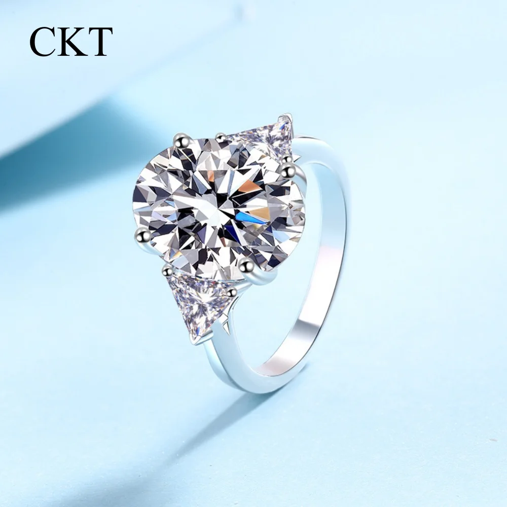 

CKT 18k Gold Women's Oval Inverted Triangle 9ct Moissanite Ring PT950 Platinum 9ct Sparkles Bold Shape Premium Platinum Vibe