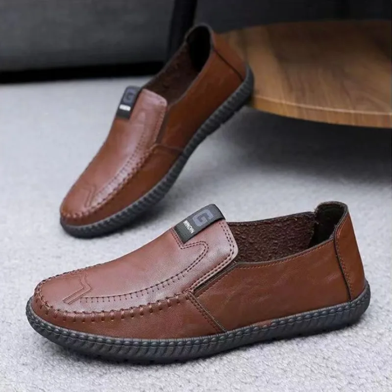 Mocassins de couro para escritório, sapatos de negócios britânicos rasos, sapatos casuais para costura ao ar livre, sapatos de caminhada respiráveis, moda, 2024