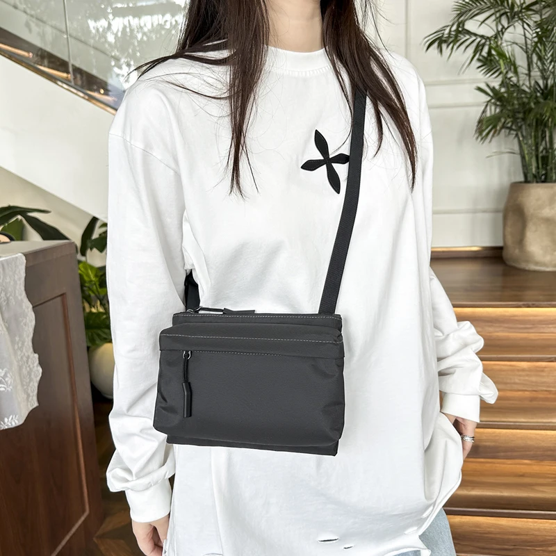 Mode Freizeit Nylon Umhängetasche Einfarbig Wasserdichte Cross-body Unisex Messenger Tasche für Männer Und Frauen – Detail 15