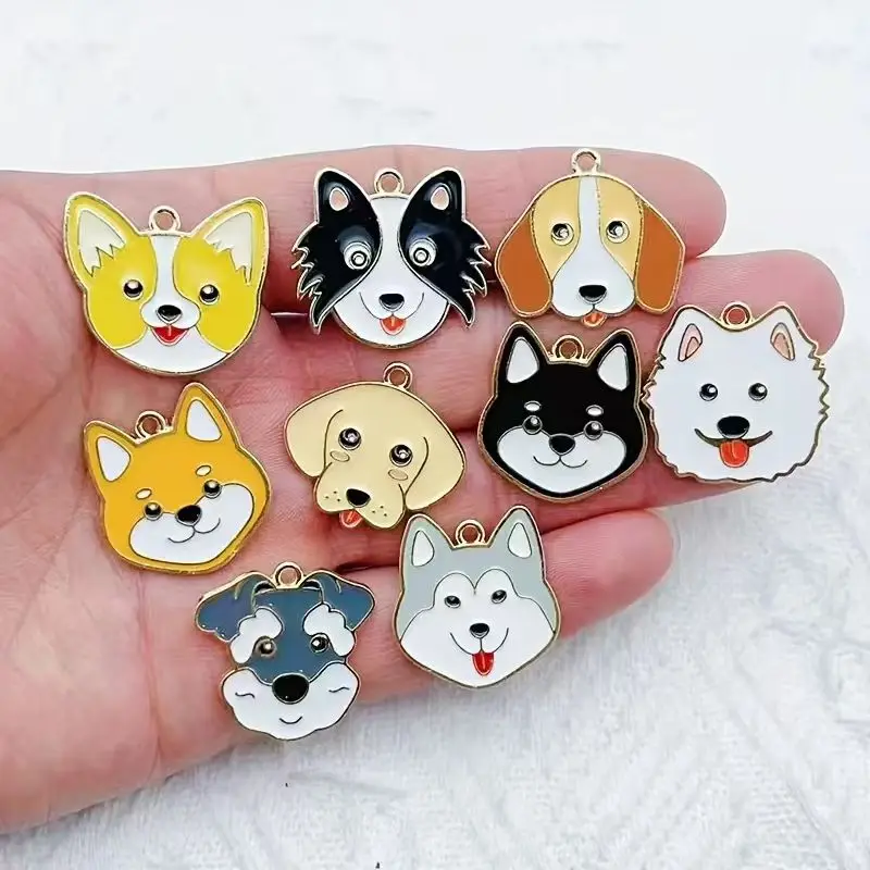 10 Cartoon-Hunde-Accessoires aus Emaille, Halsketten, Ohrringe, Armbänder, Anhänger, DIY-Zubehör, vergoldetes Legierungsmetall