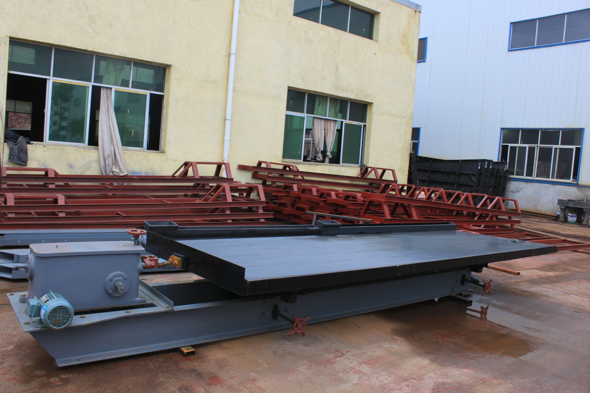 Mineral Separation Shaking Table for Gravity Concentration Treatment