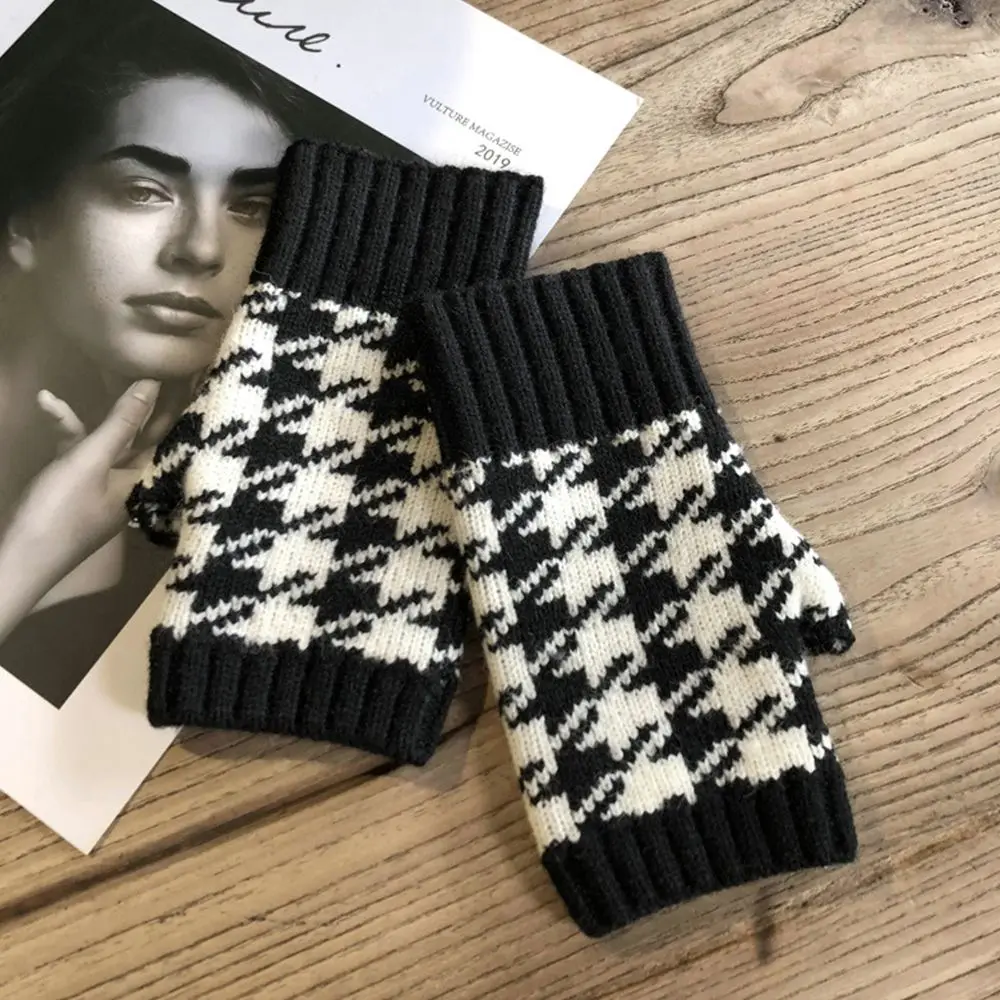 Houndstooth الشطرنج القيادة طالب الشتاء والخريف الحياكة قفازات نسائية الكورية نمط القفازات نصف أصابع قفازات