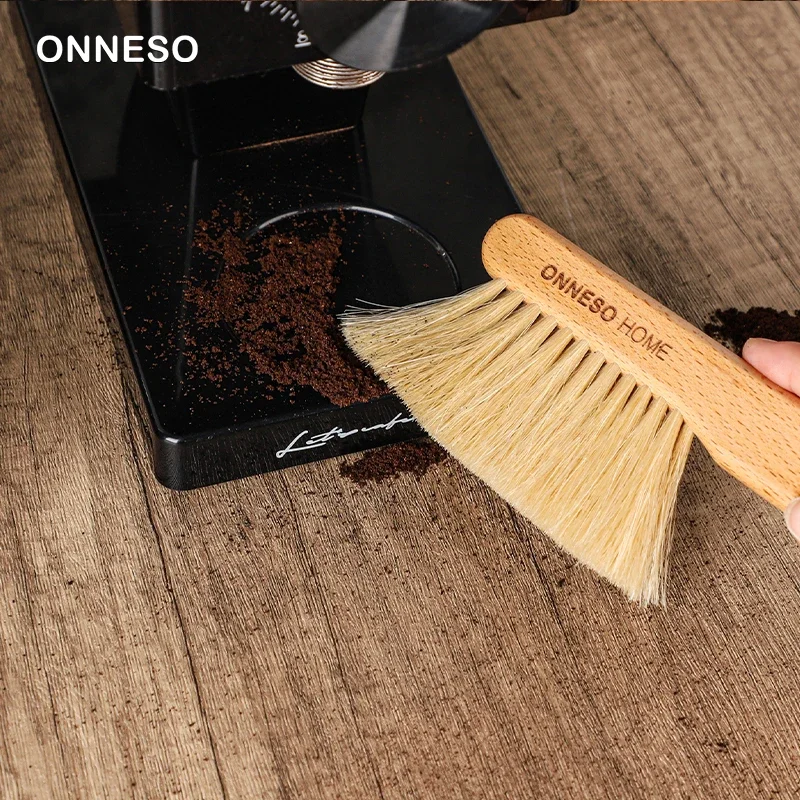 Multifunctional cleaning tools Coffee cleaning brush with Magnetic Remove dust/coffee powder Beech and horse hair