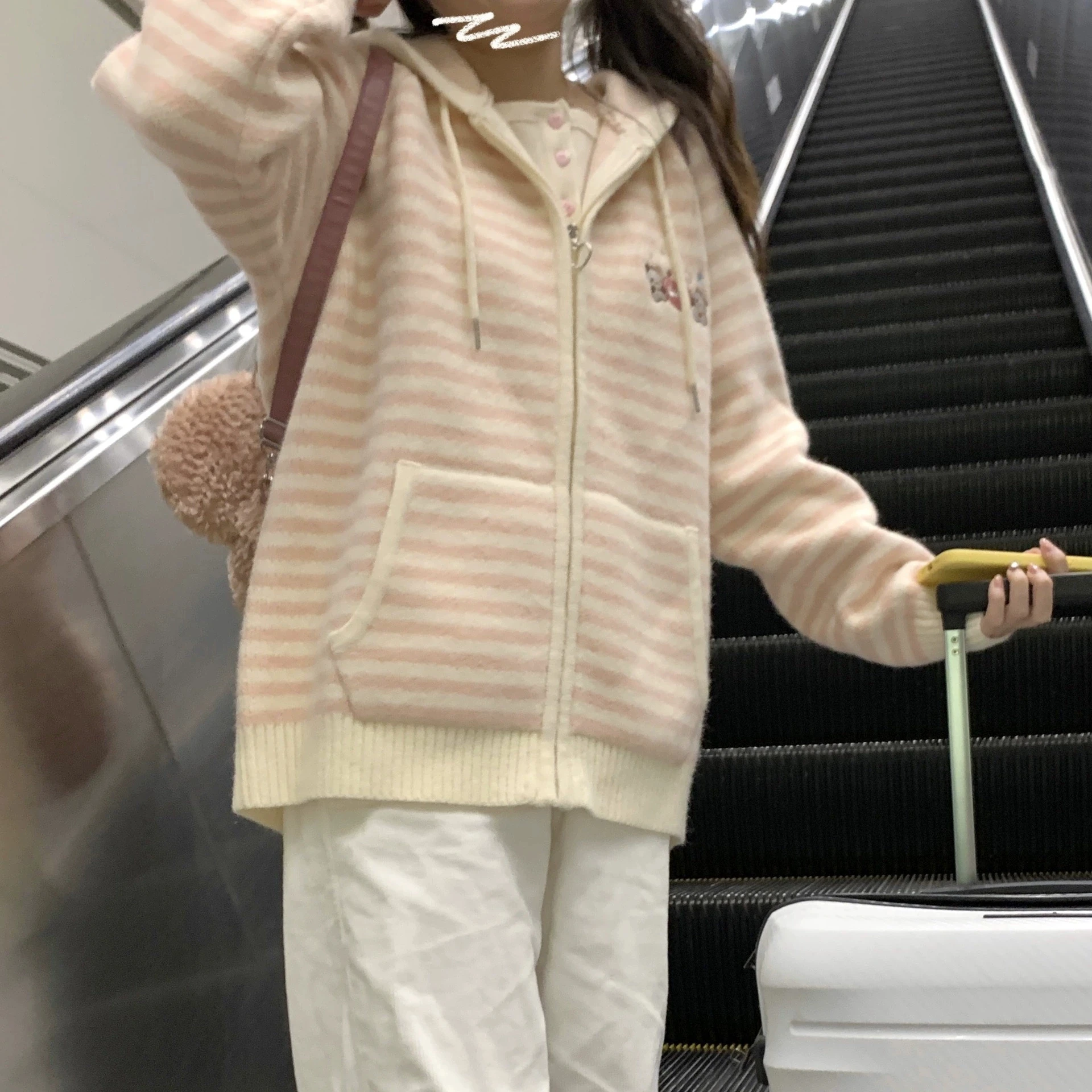 

Women's Bear Embroidery Stripe Hooded Sweatshirt Jacket Loose Knitted Lazy Style Autumn Winter Suitable Loose Fit Sweater