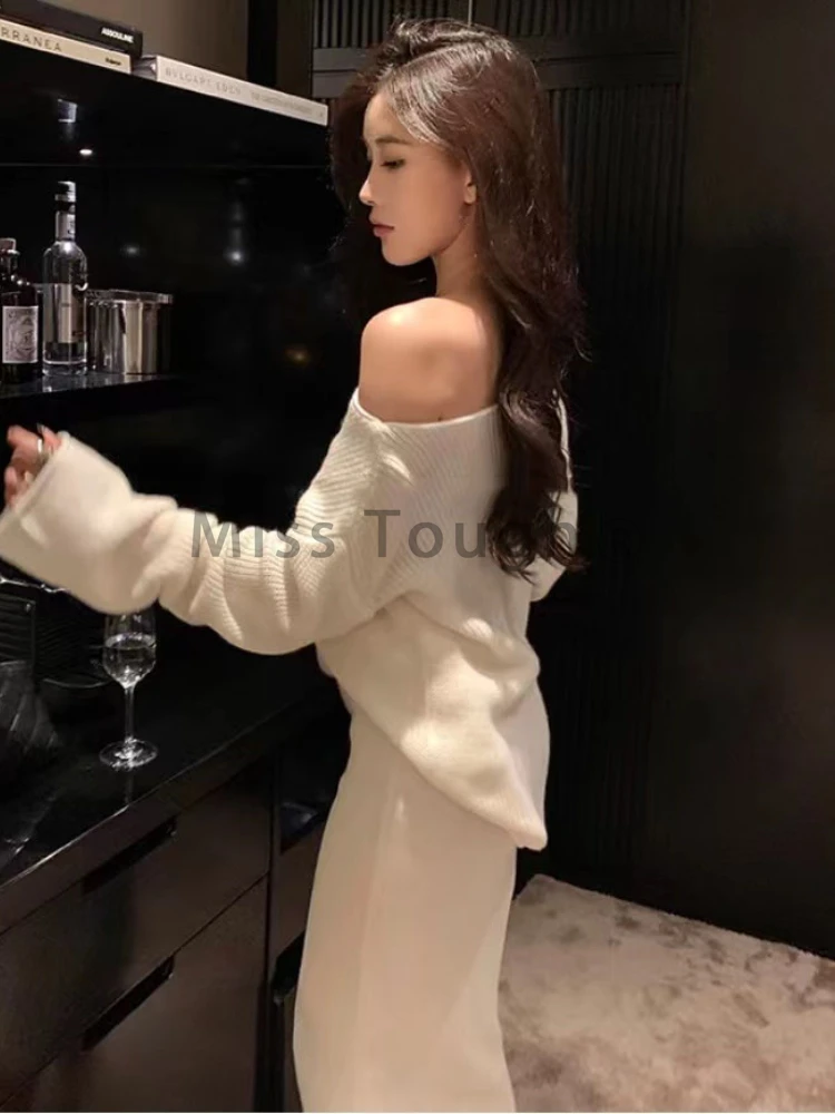 Autunno Sexy Designer lavorato a maglia due pezzi Set donna Off spalla Y2k Vintage minigonna vestito femminile moda coreana Casual Set 2023