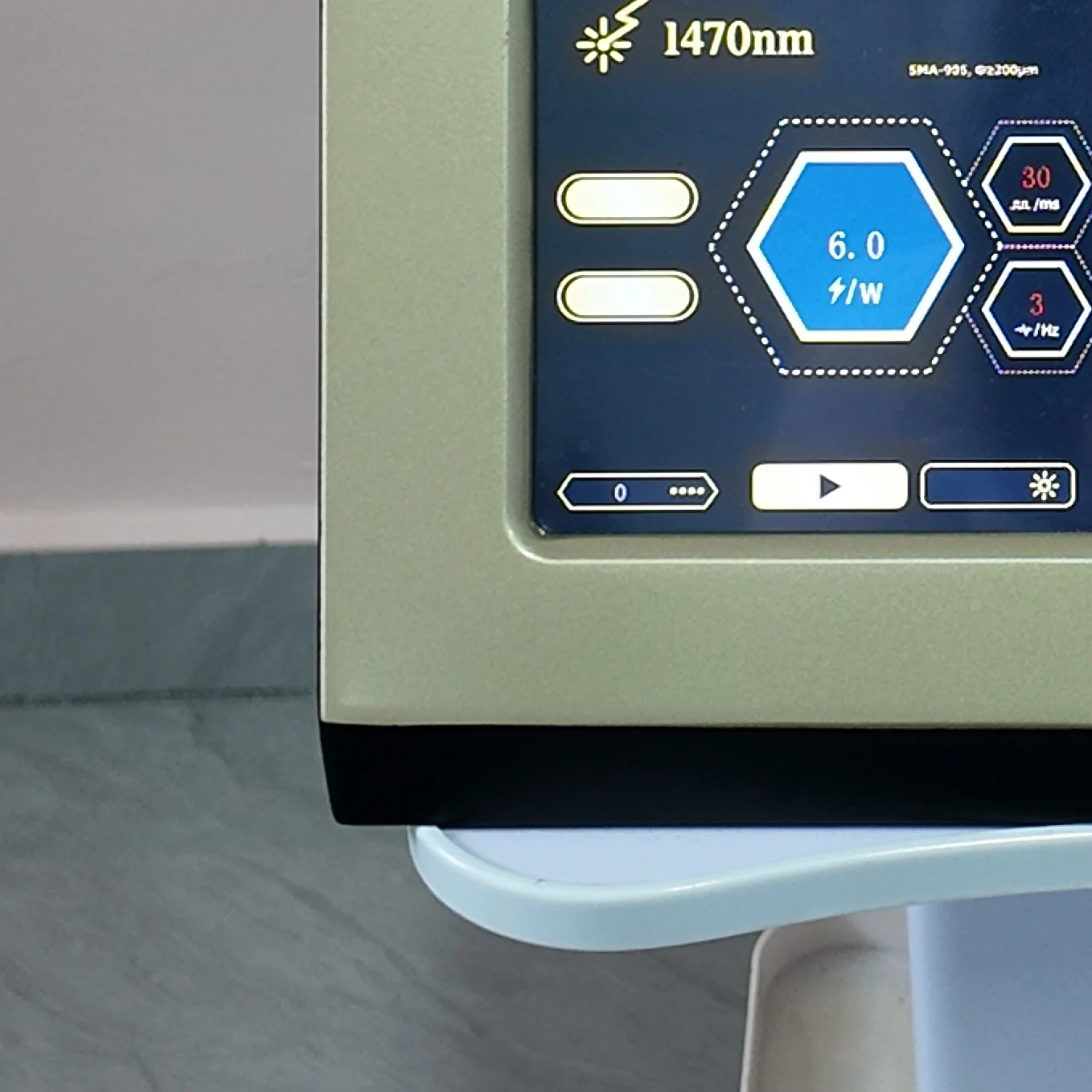 

Профессиональный диодный лазерный аппарат для липолиза – неинвазивное удаление жира и омоложение кожи, косметологическое оборудование