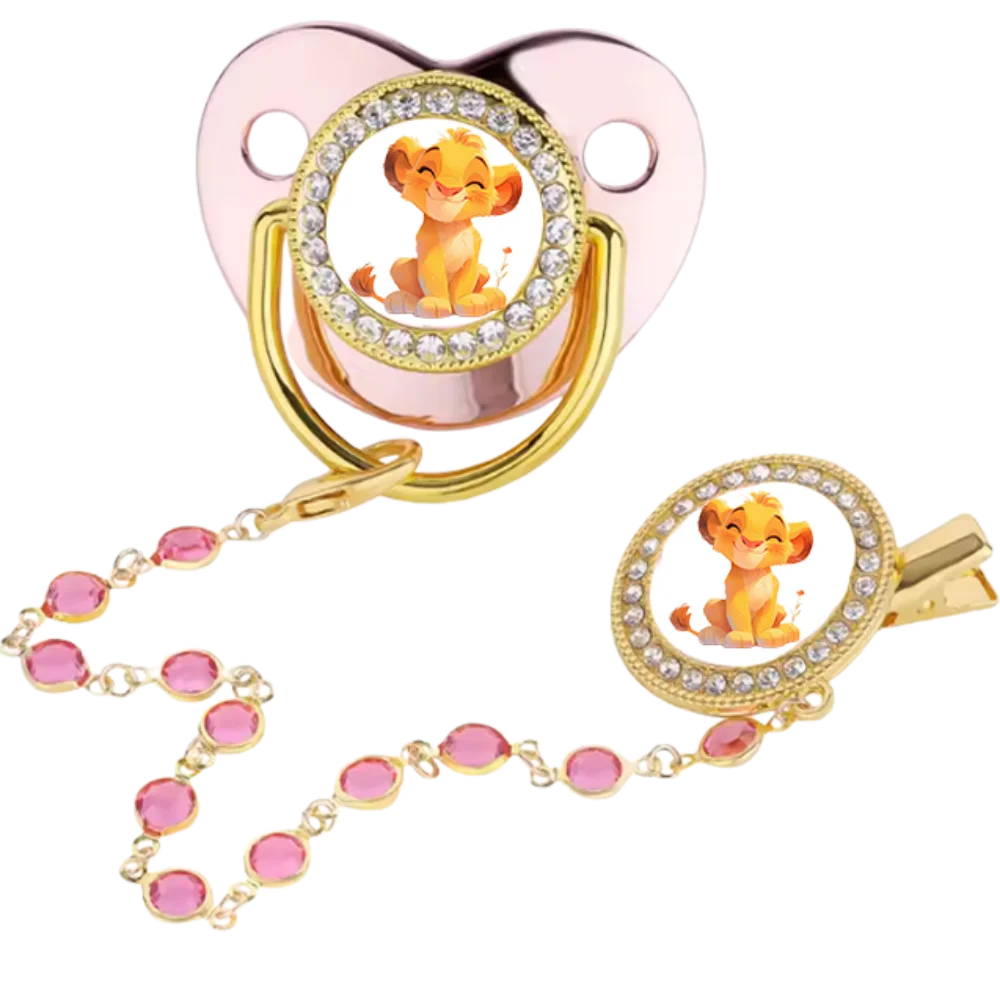 تم تصميم لهاية حديثي الولادة الجديدة للأطفال الذين يتميزون مناديل مبللة ومرايل لهاية وأغطية وكذلك هدايا للأطفال