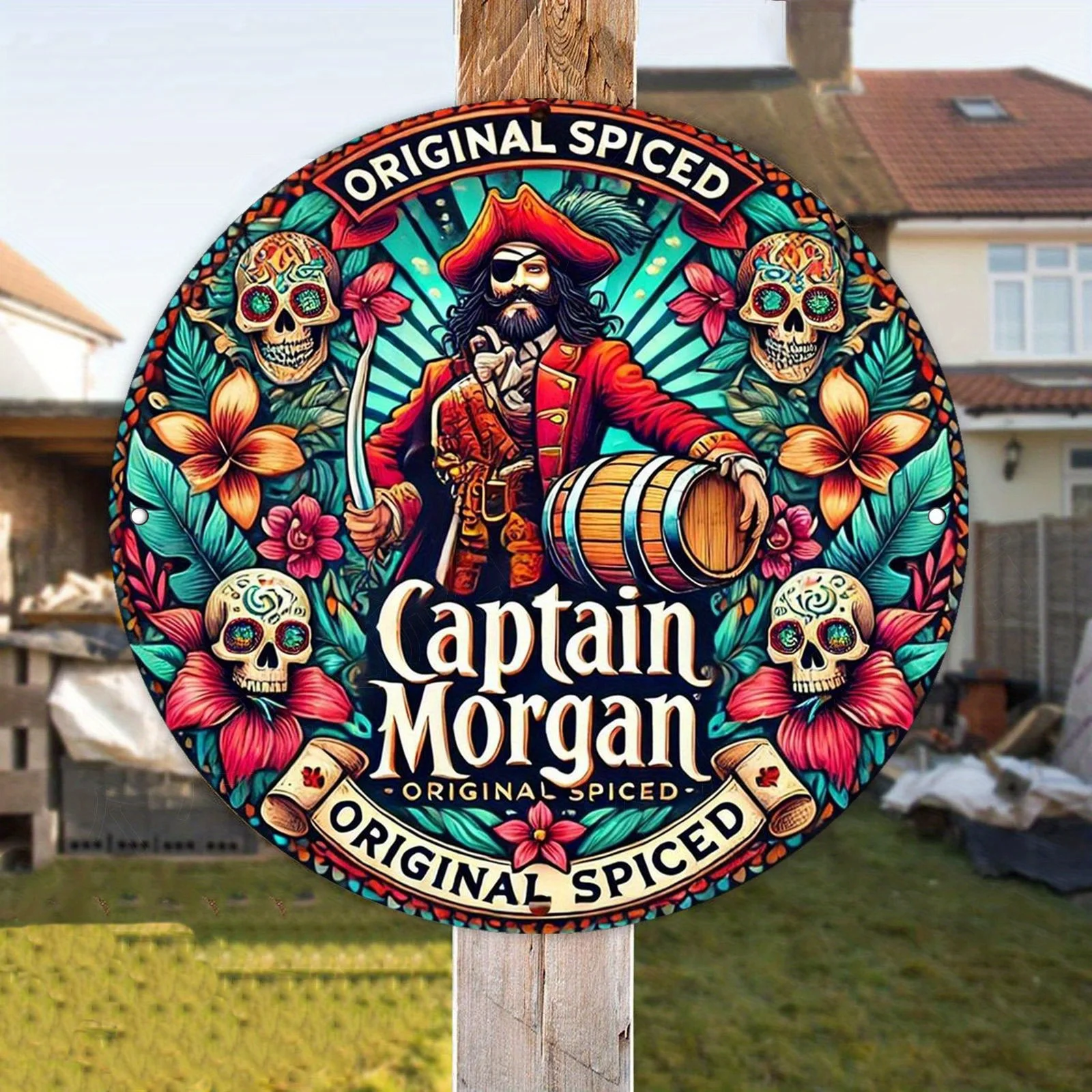 مسطح ثنائي الأبعاد - لافتة معدنية مستديرة كابتن مورغان كاريبيان سبيريت - لوحة فنية جدارية نابضة بالحياة من الألومنيوم بتصميم زهور وجمجمة، مثالية لـ