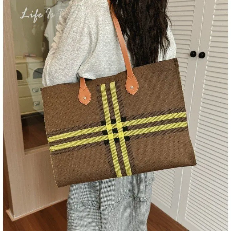 

Chic Minimalist Casual Diaper Bag Large Capacity Designer Leather Crossbody Handbag For Women Elegant Fashionable Messenger