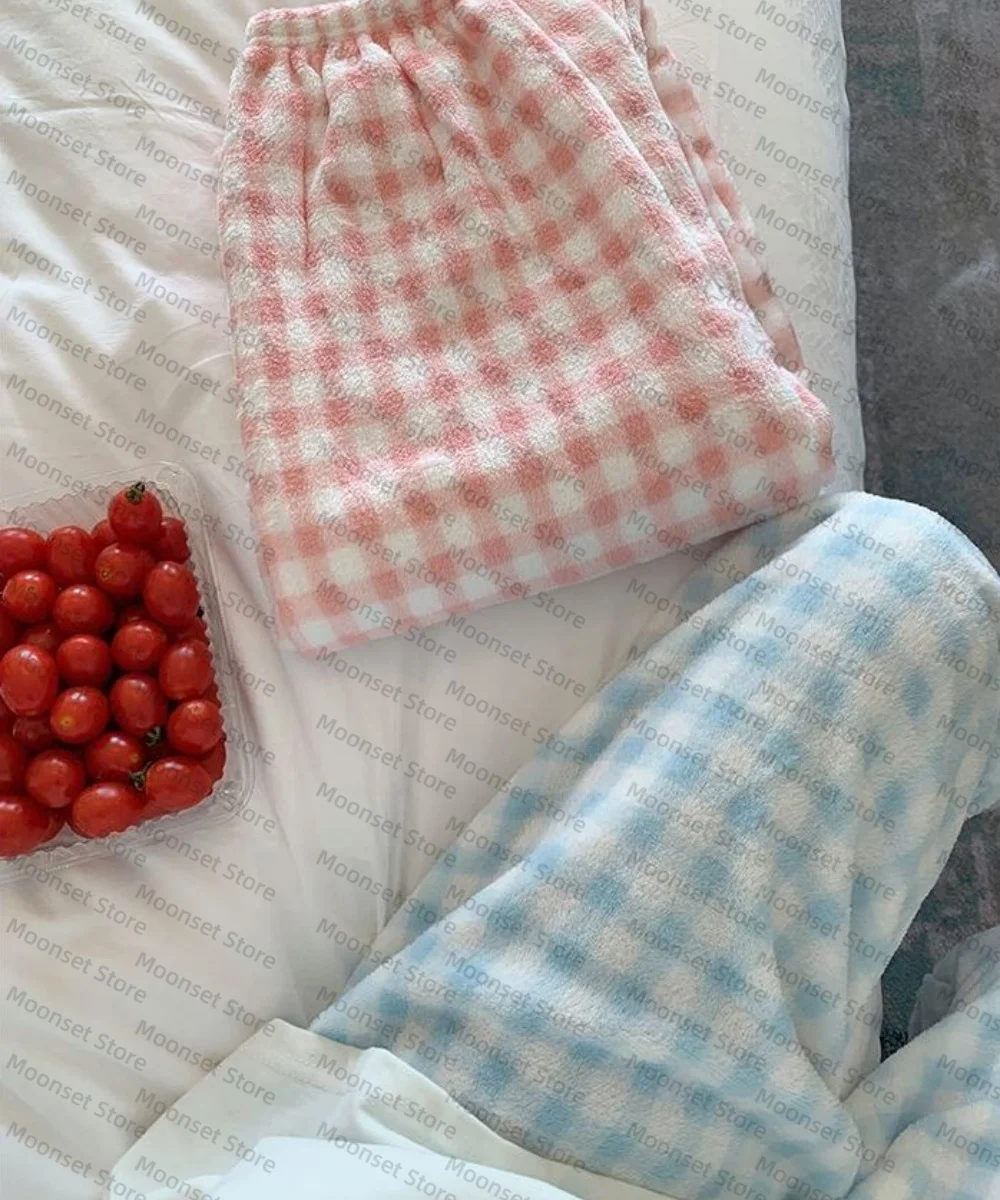 سراويل بيجامة من الفلانيل للنساء لخريف وشتاء 2026 سراويل منزلية غير رسمية للمشي مربعات يمكن ارتداؤها خارج المنزل