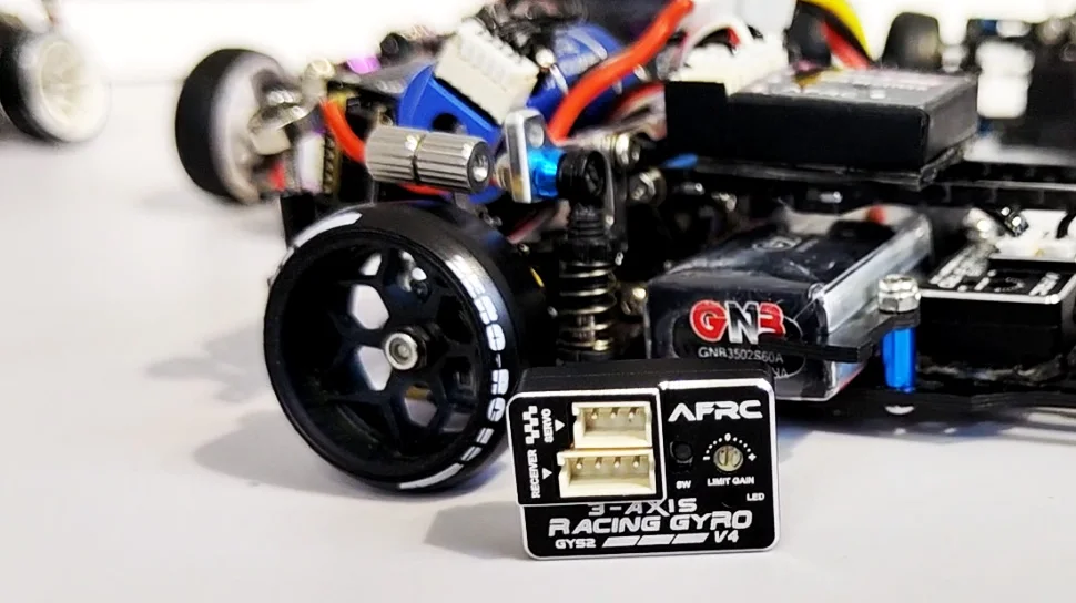 AFRC Professional GYRO V4 Programmierbares Metall-Mini-Servo-Drift-Kit für 1/32 1/28 1/24 Maßstab Mini-Rennwagen Drift – Detail 9