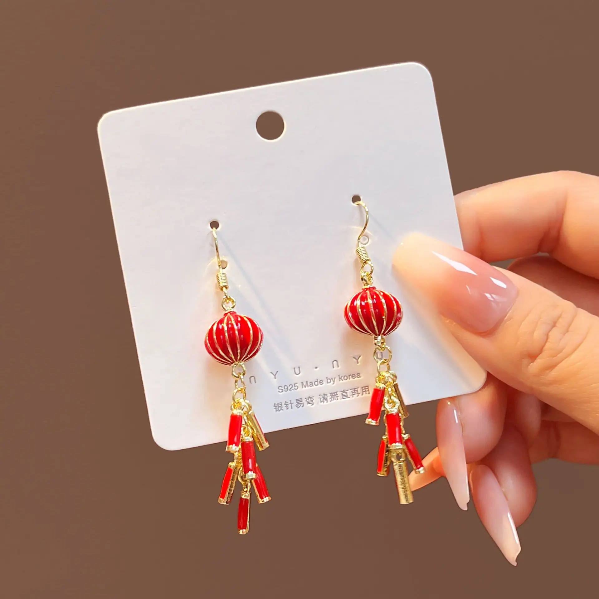 New Chinese Style Commuter Fashion Women's Jewelry Earrings Red Anti-Allergy Tassel Earrings New Year Lantern Firecracker Gifts