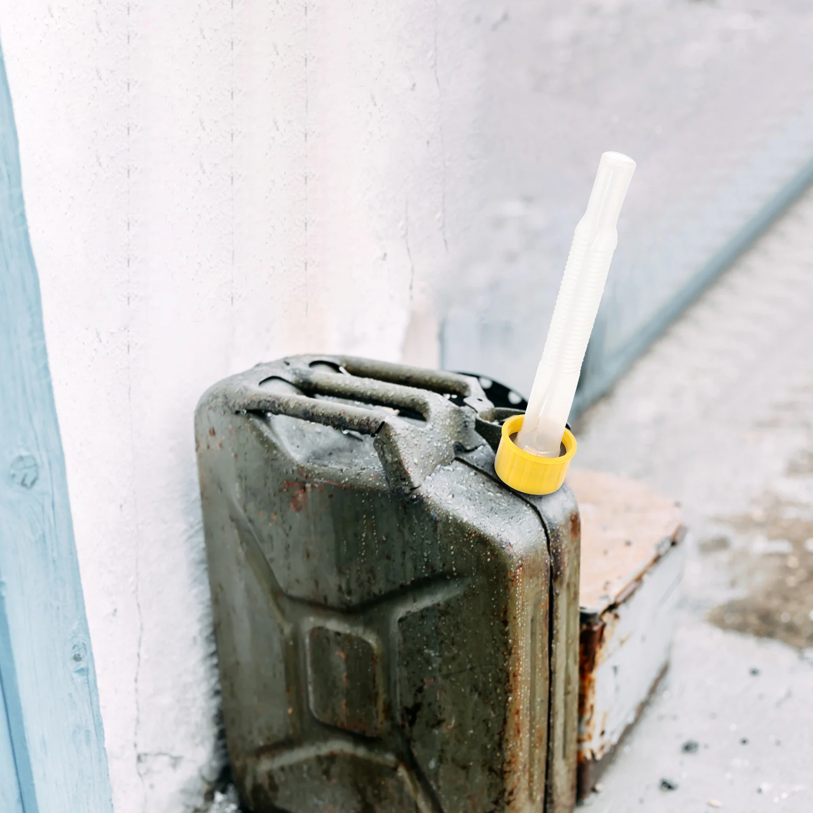 

Gas Can Spout Long Flexible Replacement Plastic Nozzle Lightweight Leak Proof for Fuel Oil Water Portable