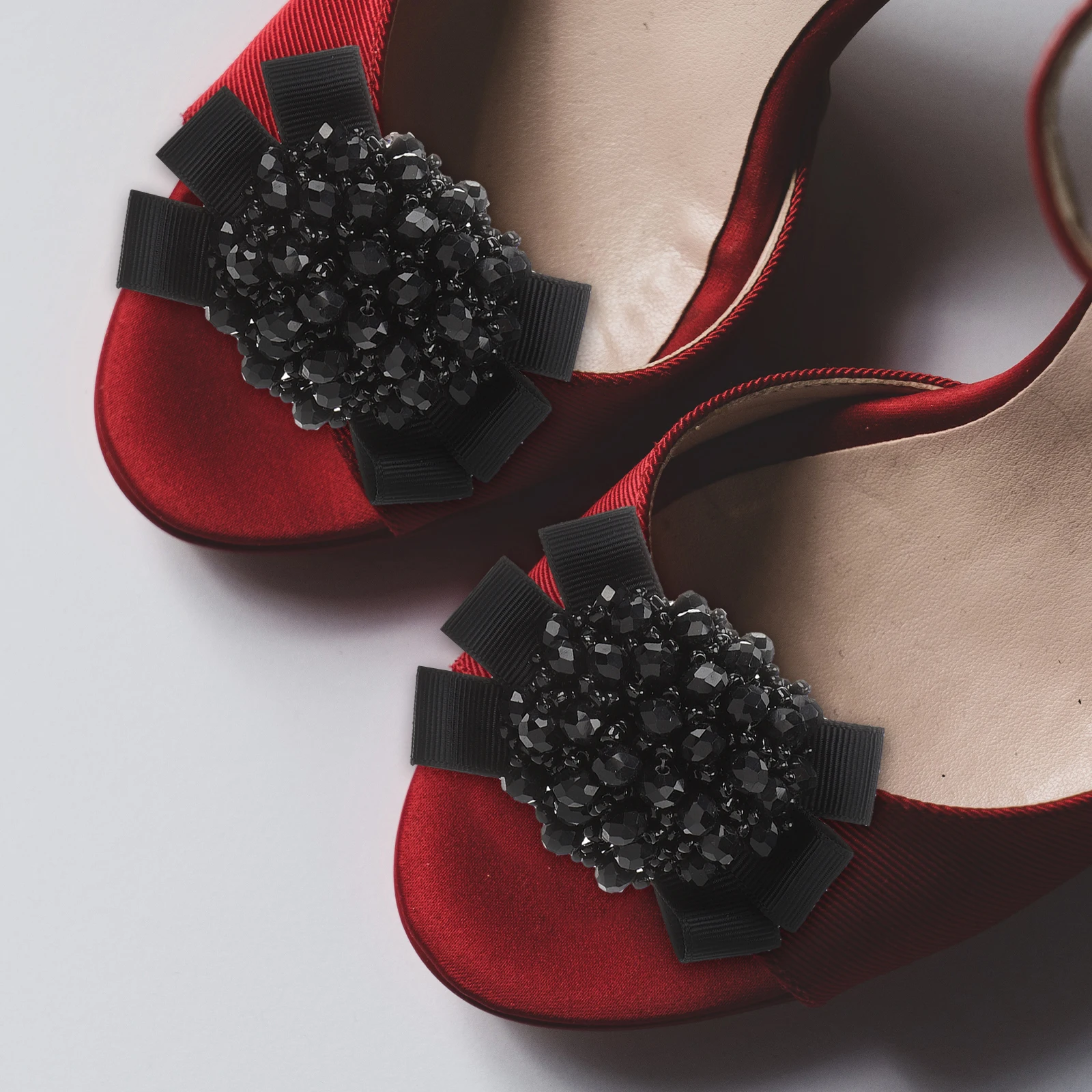 

1Pair Bow Shaped Shoe Clips Crystal Ribbon Shoes Charms Decorative Shoe Clips for Flats Pumps Heels Wedding Bags Scarves