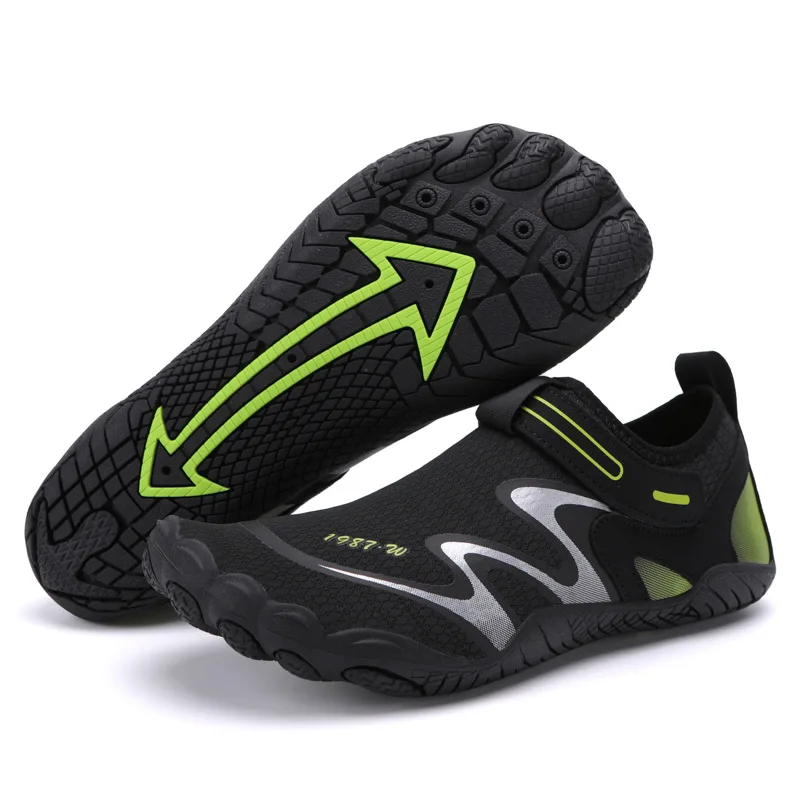 

New beach hiking wading swimming rock climbing shoes men's and women's fitness outdoor sports shoes