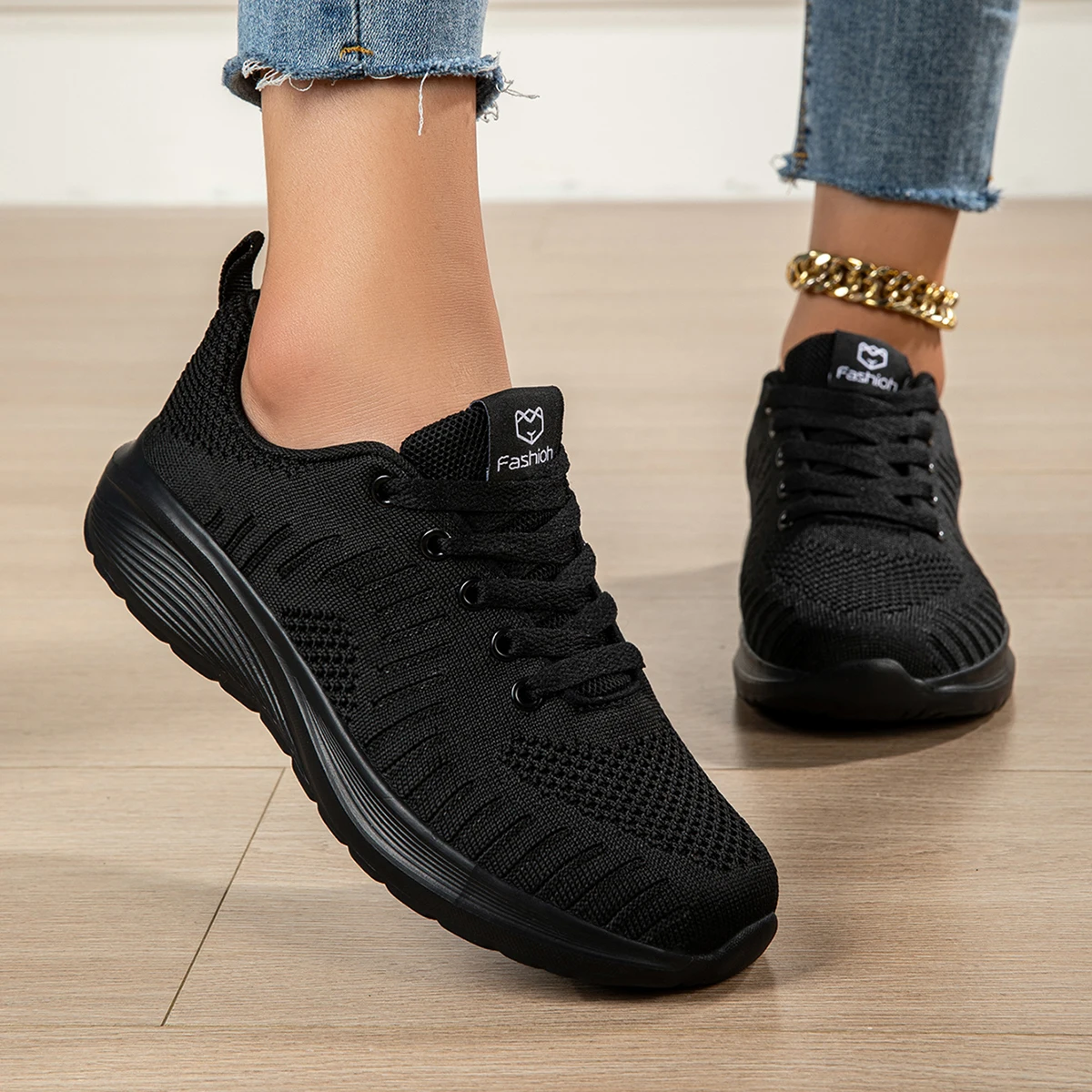 Women's Casual Sports Shoes, Breathable Running Shoes, Lightweight Travel Shoes, Student Running Shoes, Flat-Soled Single Shoes, All-Season Work Shoes, Loose and Comfortable Sports Shoes, Fashionable Running Shoes, Stylish and Breathable, Solid Color Work Mesh Shoes