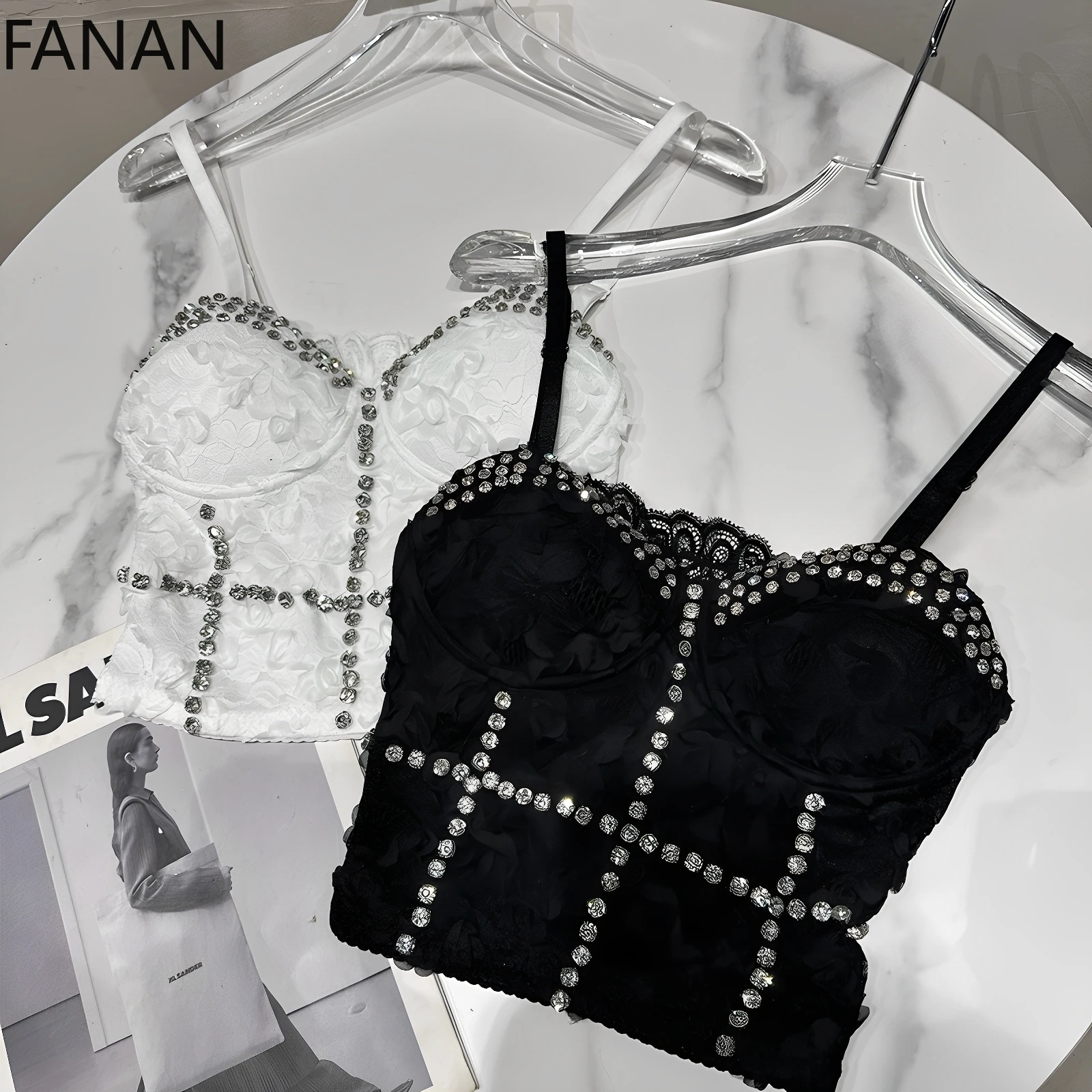 

Элегантный кружевной камзол, облегающие майки, кружевной корсет без рукавов, нагрудник, милый сексуальный жилет с бриллиантами на подтяжках, весна-лето