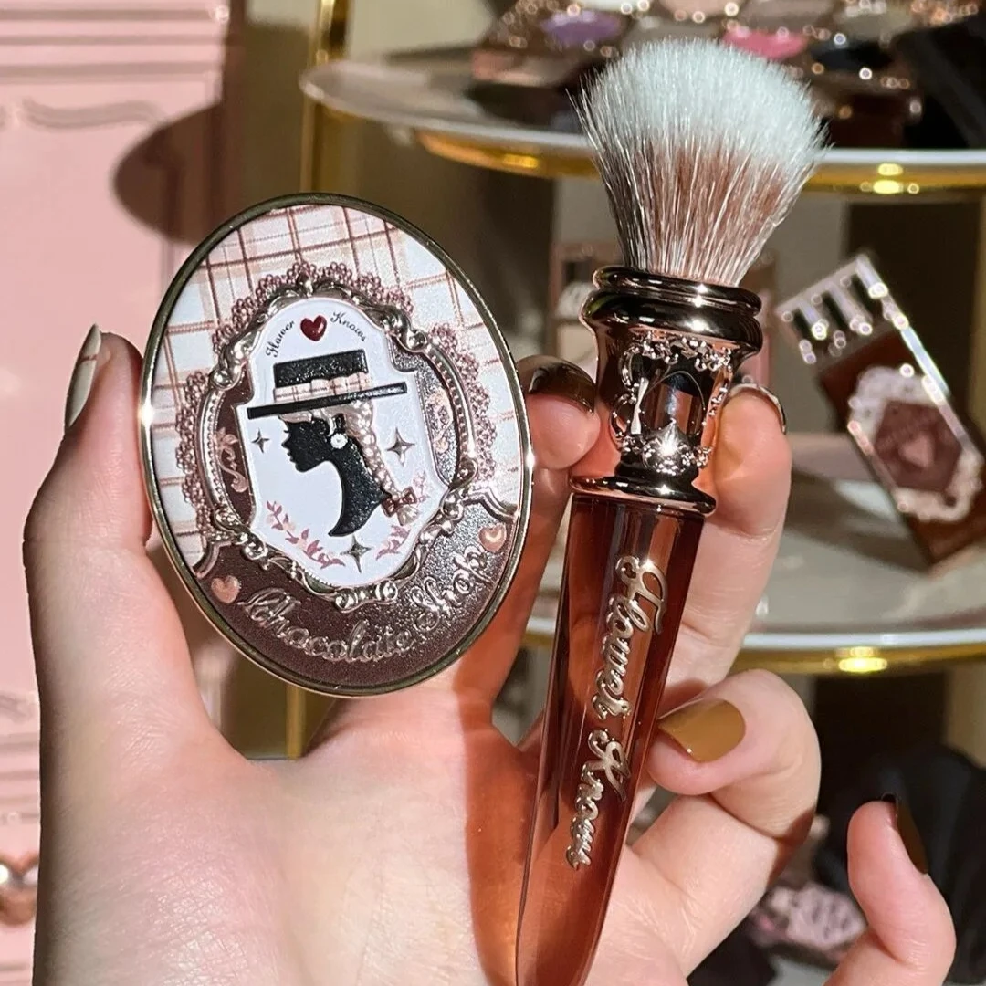 

Flower Know Chocolate Shop Embossed Blush Brown Pink Blusher powder Waterproof Long Lasting Palette De Matte Blushs