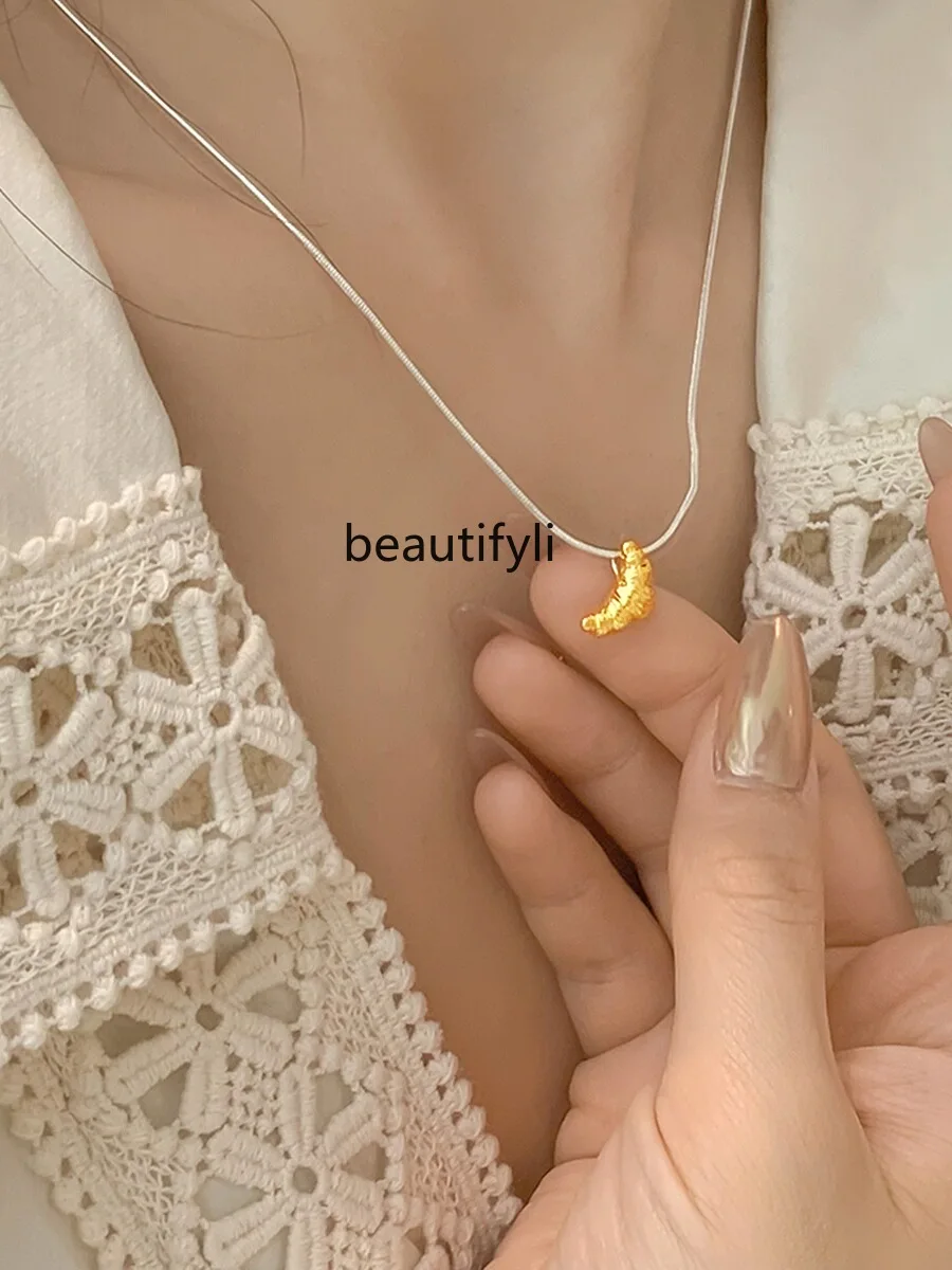 Graceful and Fashionable Alkali Buffalo Horn Gold and Silver Contrast Color Necklace for Women New Simple Niche Clavicle Chain