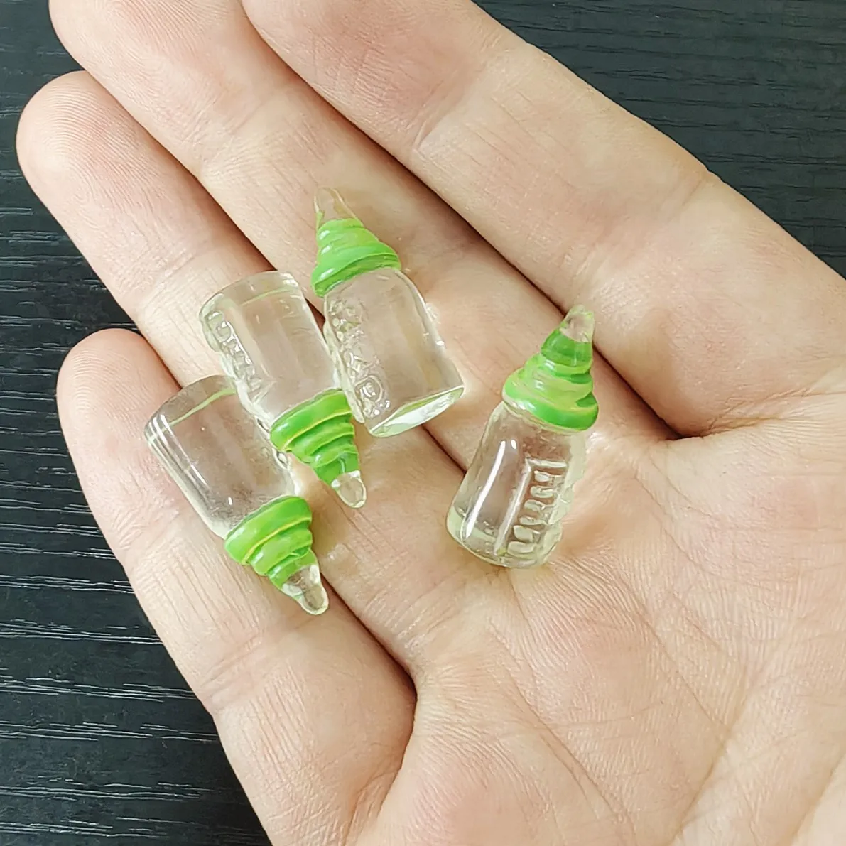 10 stücke 10*22mm Simulation Mini Miniatur Milch Baby Flasche Fütterung Flaschen Für DIY Schlüsselbund Anhänger Puppenhaus Zubehör – Detail 11