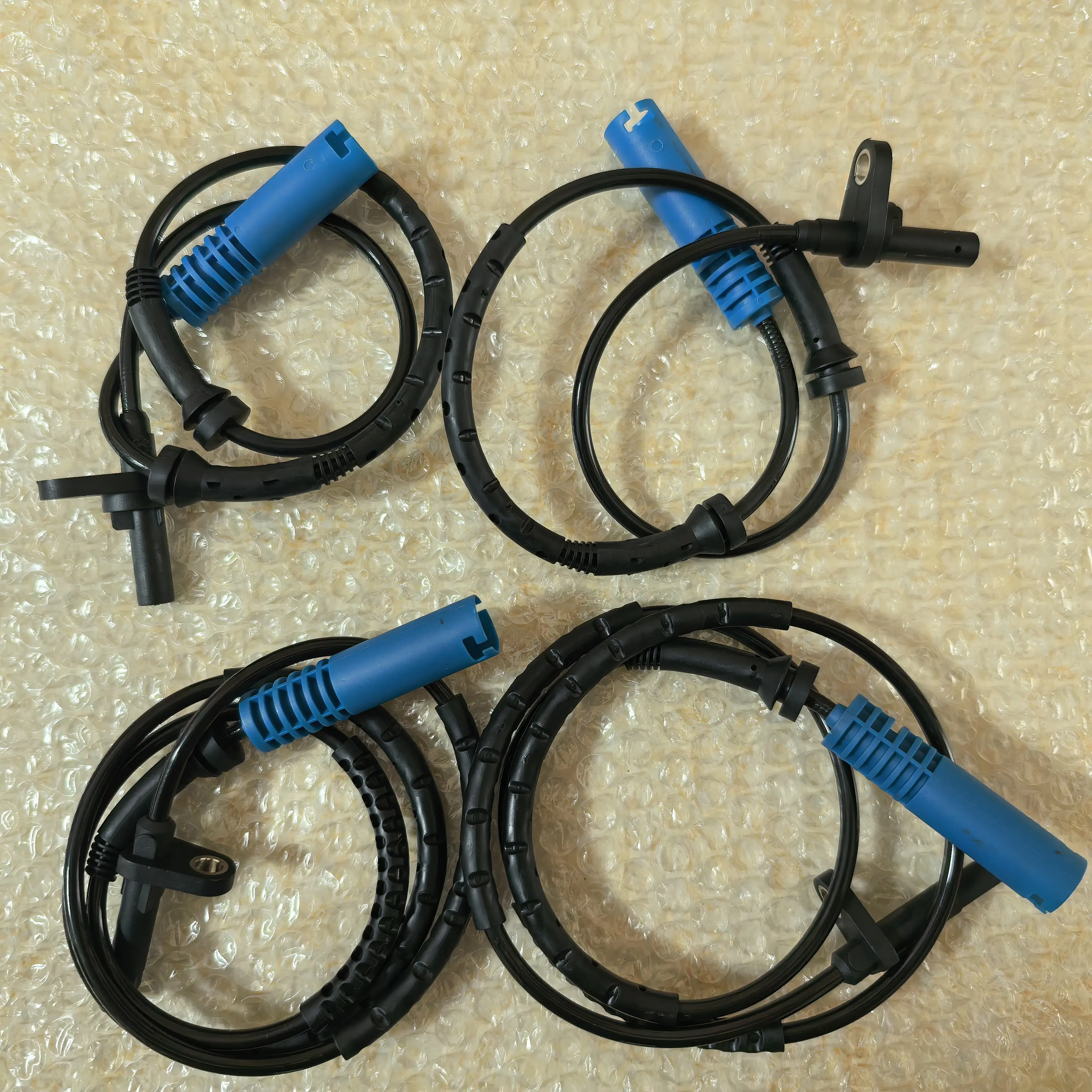 4 x Abs Wheel Speed Sensor for BMW E90 E91 325xi 328xi 335i xDrive OEM: 34526764858, 0265007669,34526764859, 0986594575
