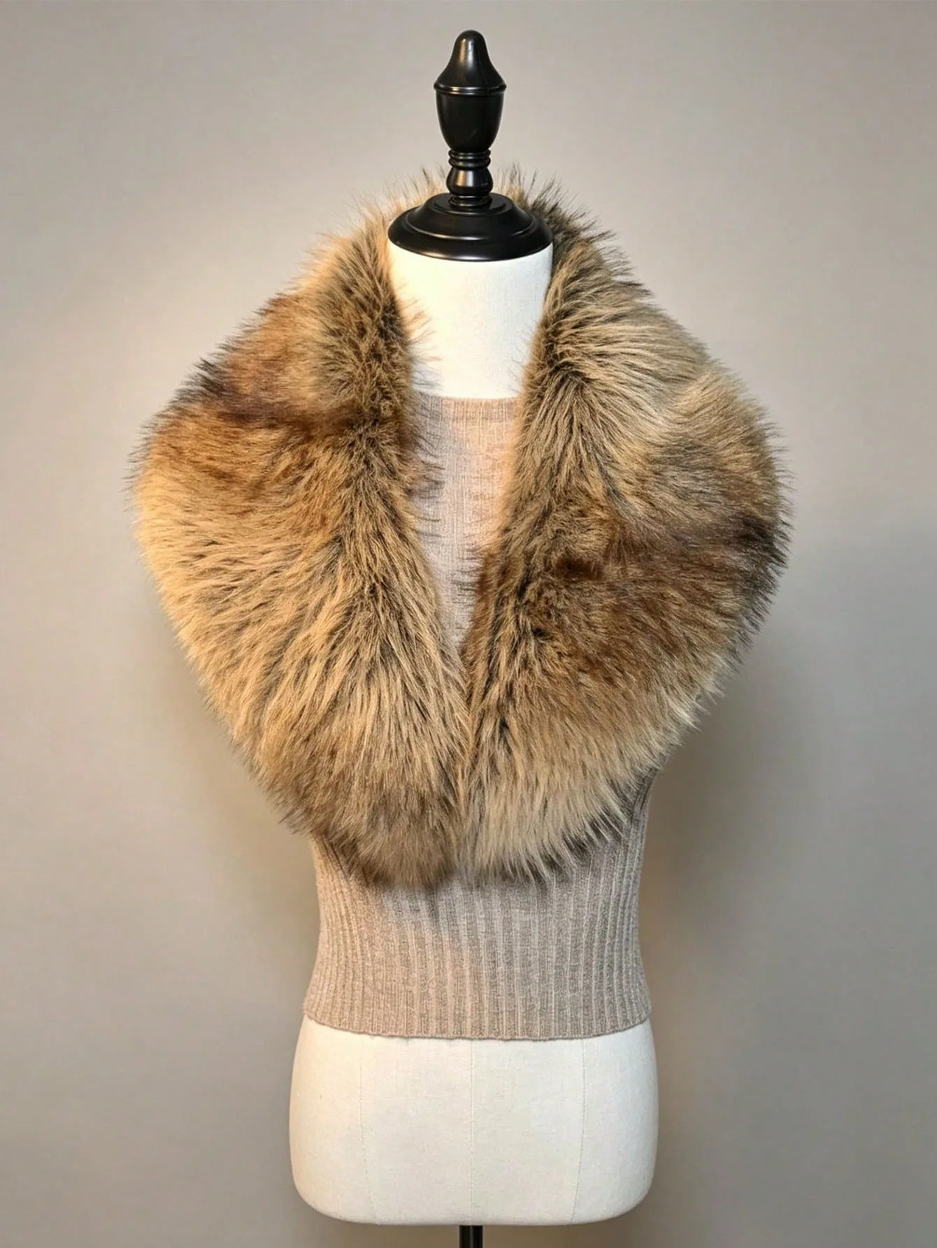 2026 New Women Faux Fur Shawl Fluffy Shaggy Big Collar Stole Wrap Winter Outerwear Luxury Elegant Party Streetwear