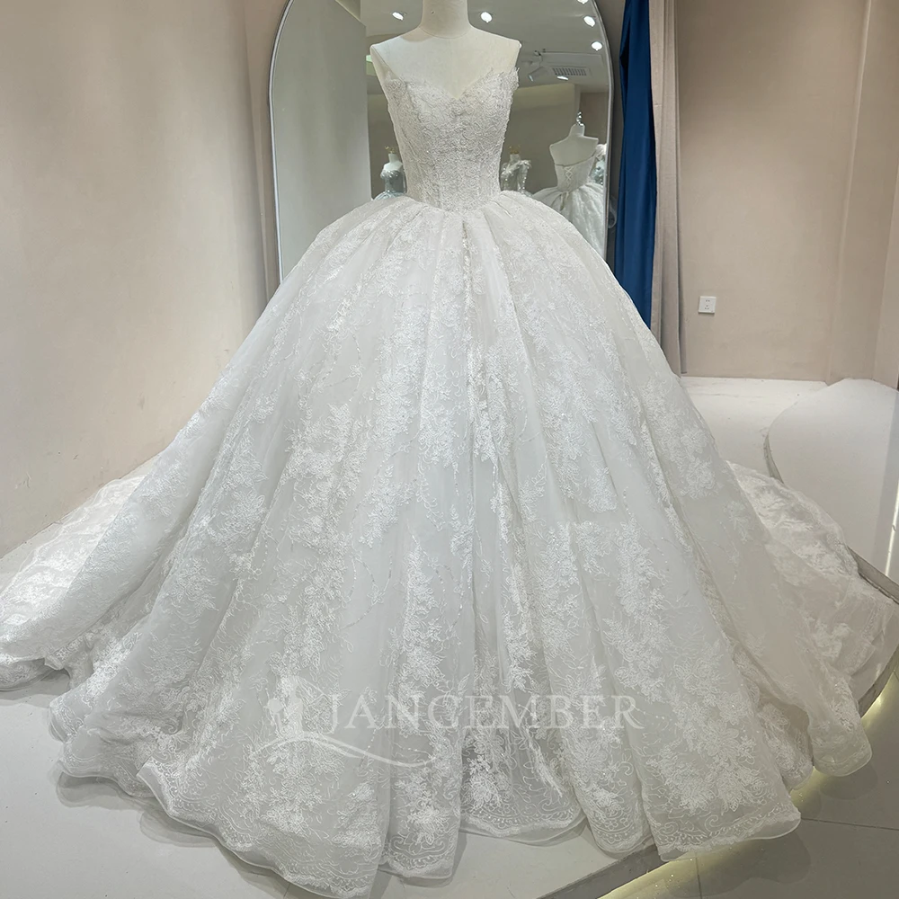 

Customized Vestido De Noiva Sleeveless Ball Gown Brand New Wedding Dress Hand Made Flowers Sequined Beading Hochzeitskleid