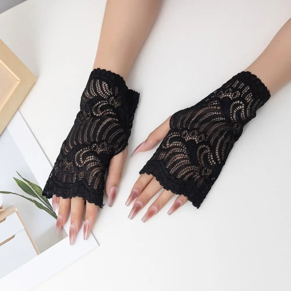

Floral Pattern Hollowed Lace Fake Cuff Detachable Breathable False Sleeve Cuffs Elastic Sweater Cuffs