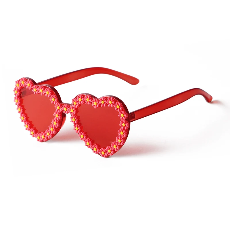 Fashion Pink Red Heart Shaped Rimless Sunglasses Women 2022 Brand Design Flowers Decor Clear Frameless Sun Glasses Shades Female