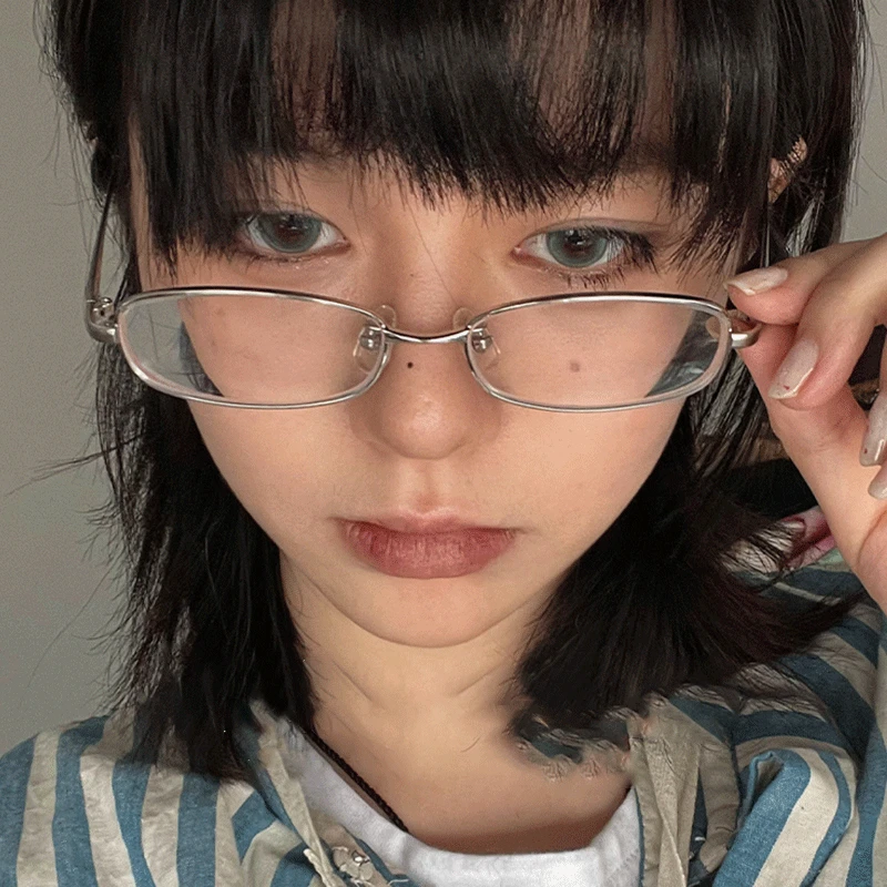 Why Metal Square Glass Frames Are the Perfect Choice for Modern Eyewear