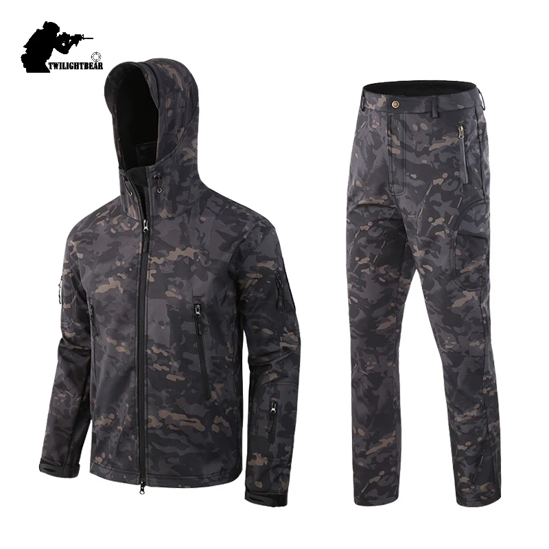 Outdoor Camoflage SoftShell Men\'s Suits 5XL Oversized Waterproof Fleece Clothes Set Men Clothing Camping Hunting Suit A2F051