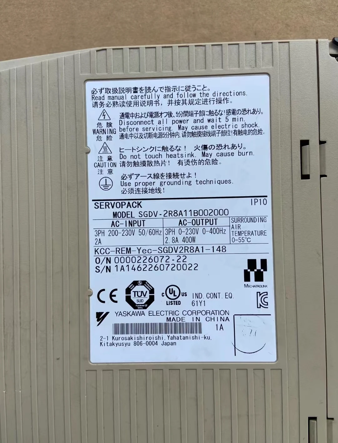 Second-hand SGDV-2R8A11B002000 servo driver 400W, functional testing complete