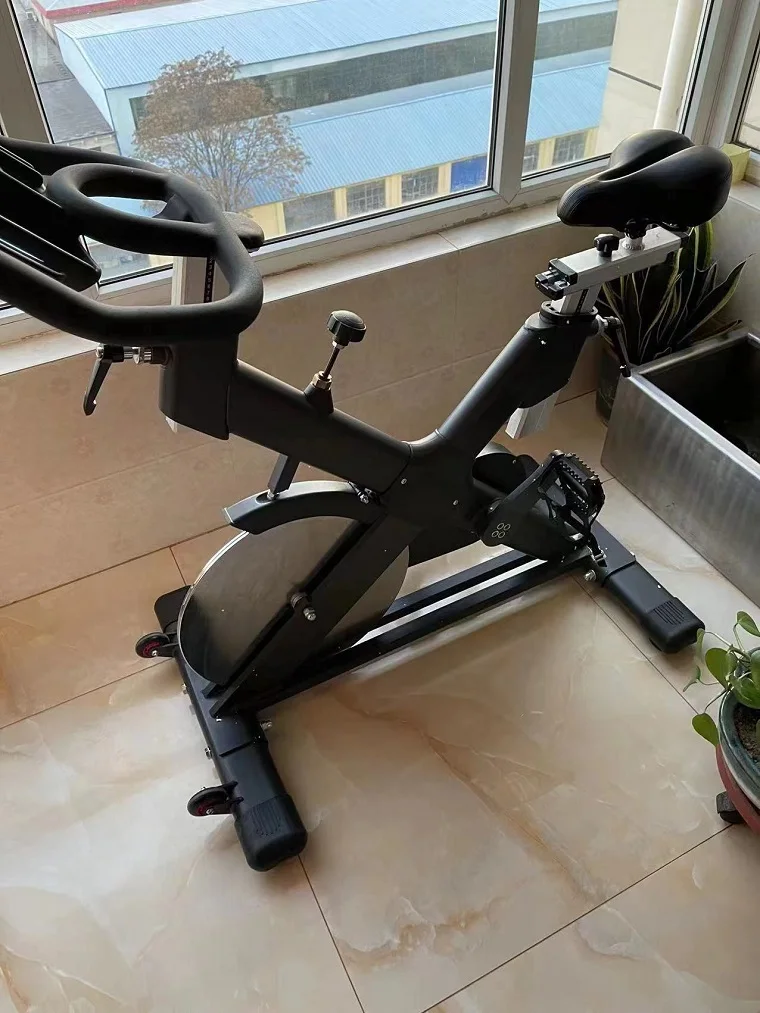 Professional Heavy Use Training Popular in Gym Clubs Good Quality Commercial Spinning Bikepromote sales