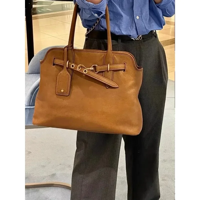 Genuine Leather Tote Bags for Women High Quality Handbags Luxury Designer Bag Retro Briefcase Star Letter Shoulder Bag