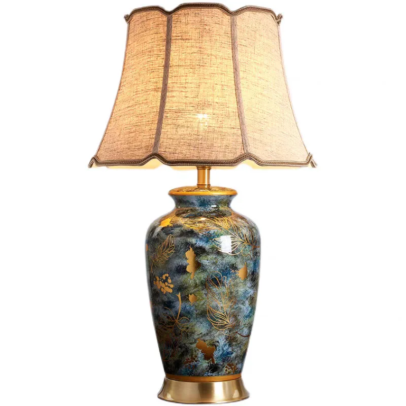 American retro hand-painted flower and bird ceramic table lamp large living room side few bedrooms bedside lamp hotel modern dec