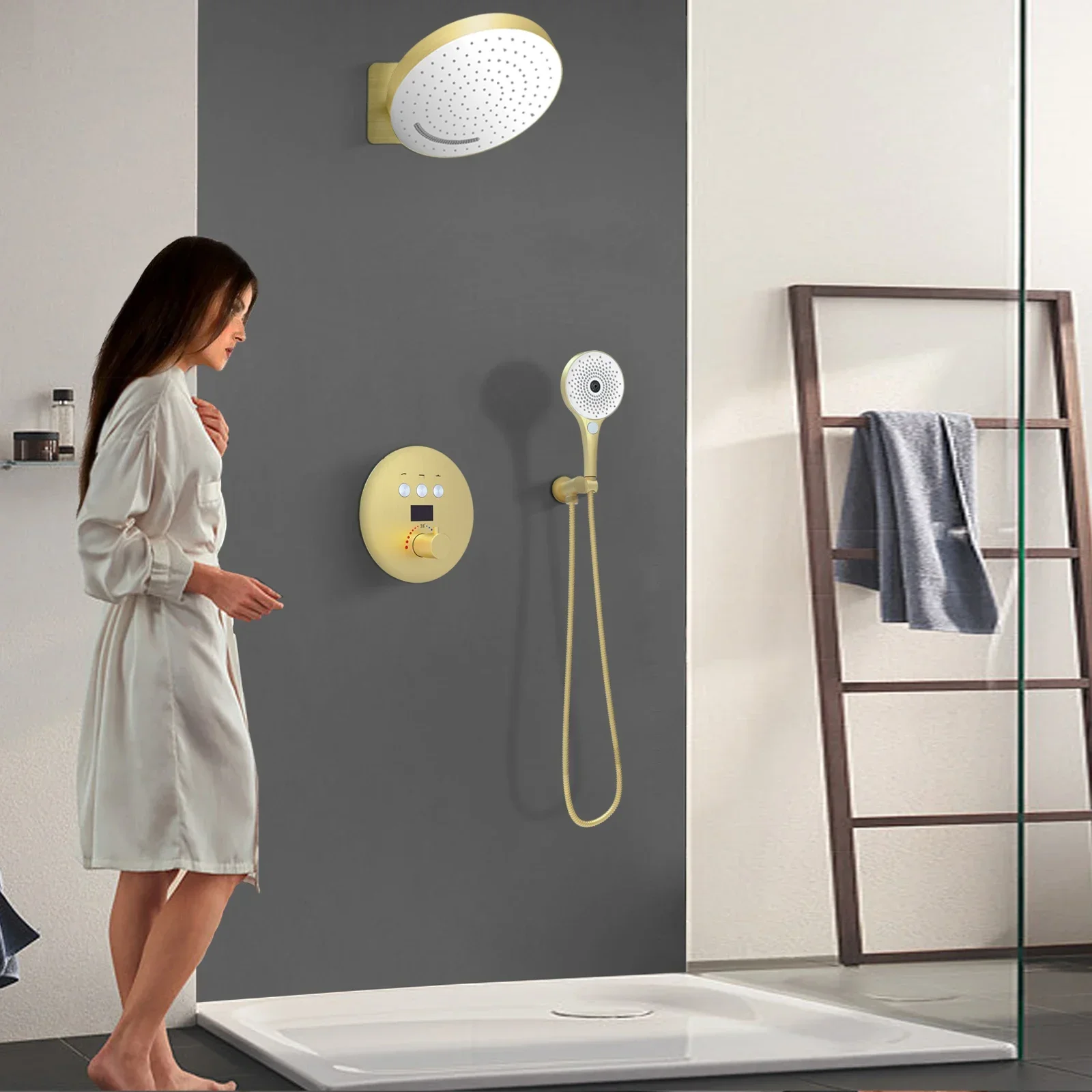 Geborsteld goud wandmontage 320 * 320 mm douchekop thermostatische douchekraanset met LED-temperatuurdisplay