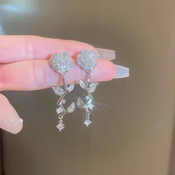 Huitan Elegant Rose Shaped Drop Earrings with Shiny Cubic Zirconia Women Temperament Engagement Jewelry Graceful Accessories Hot