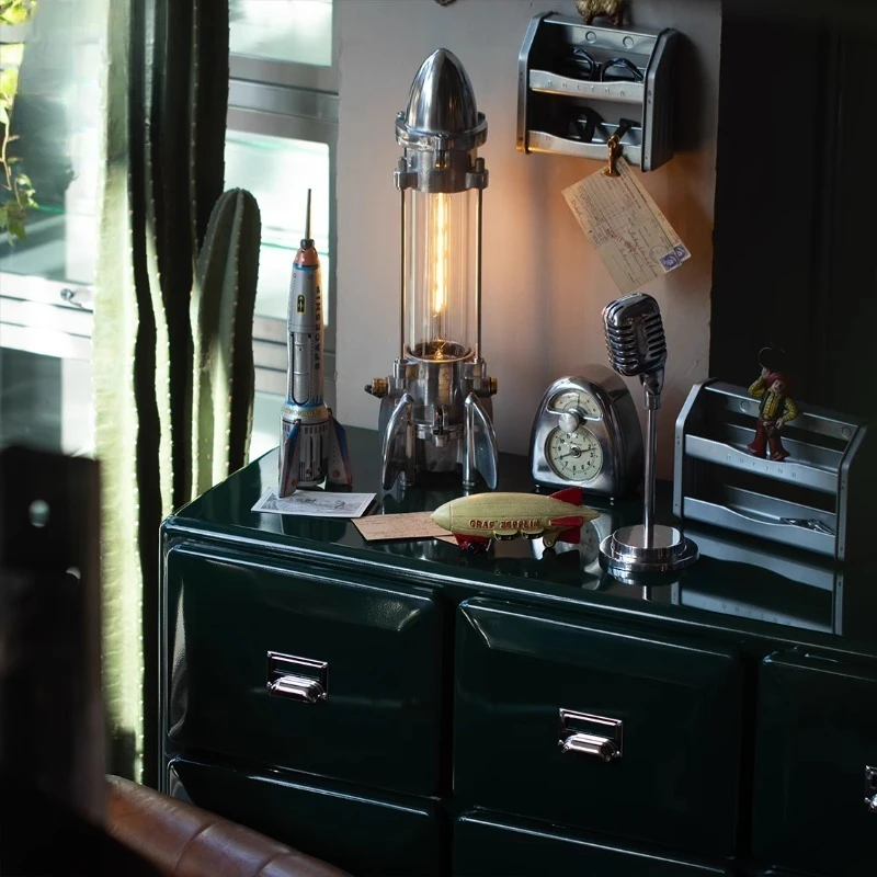 Illuminazione da tavolo sospesa