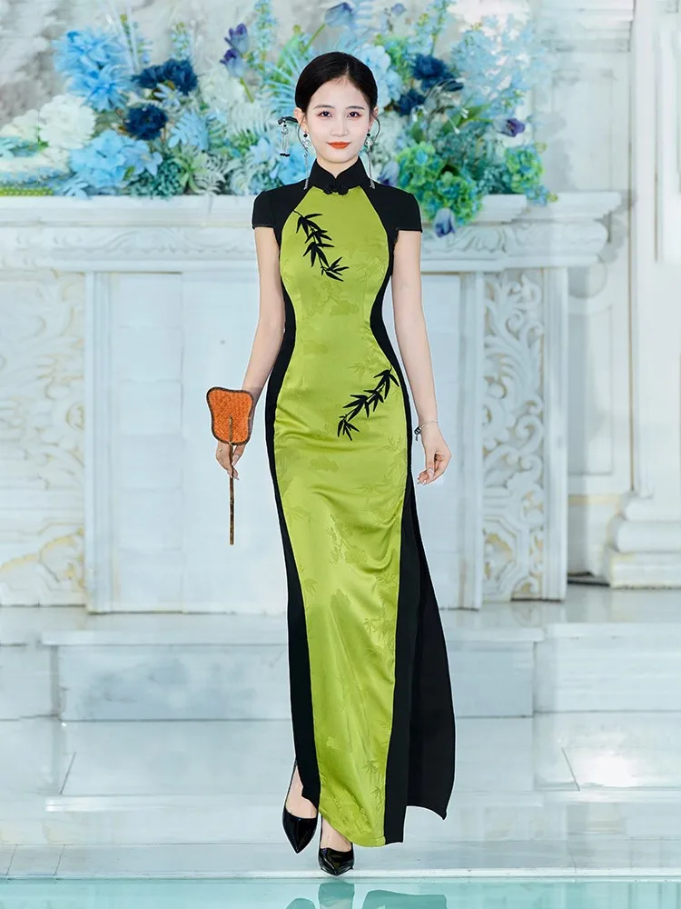 

New long cheongsam dress black plus-size performance costume for women