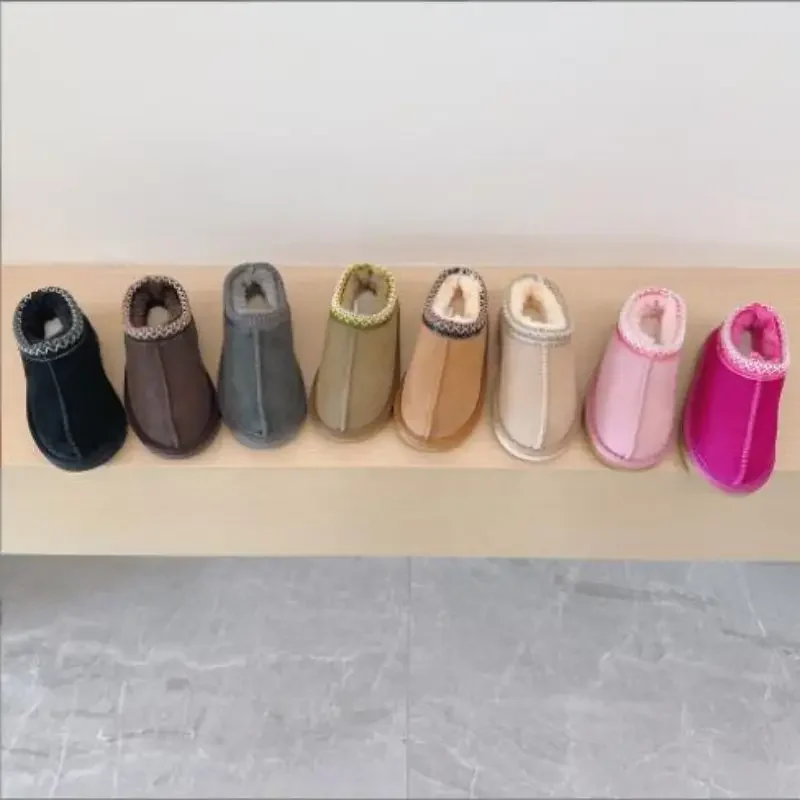 

Winter Kids Toddler Snow Boots New Design Girls Boys Genuine Sheepskin Natural Fur Shoes Baby Classic Ultra Mini Warm Slippers