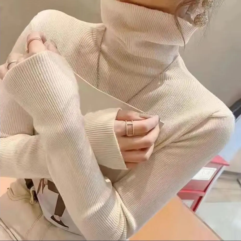 سترة مرنة ناعمة سترة تريكو متعددة الاستخدامات أنيقة للنساء بياقة مدورة وأكمام طويلة بلون سادة للارتفاع لفصل الشتاء