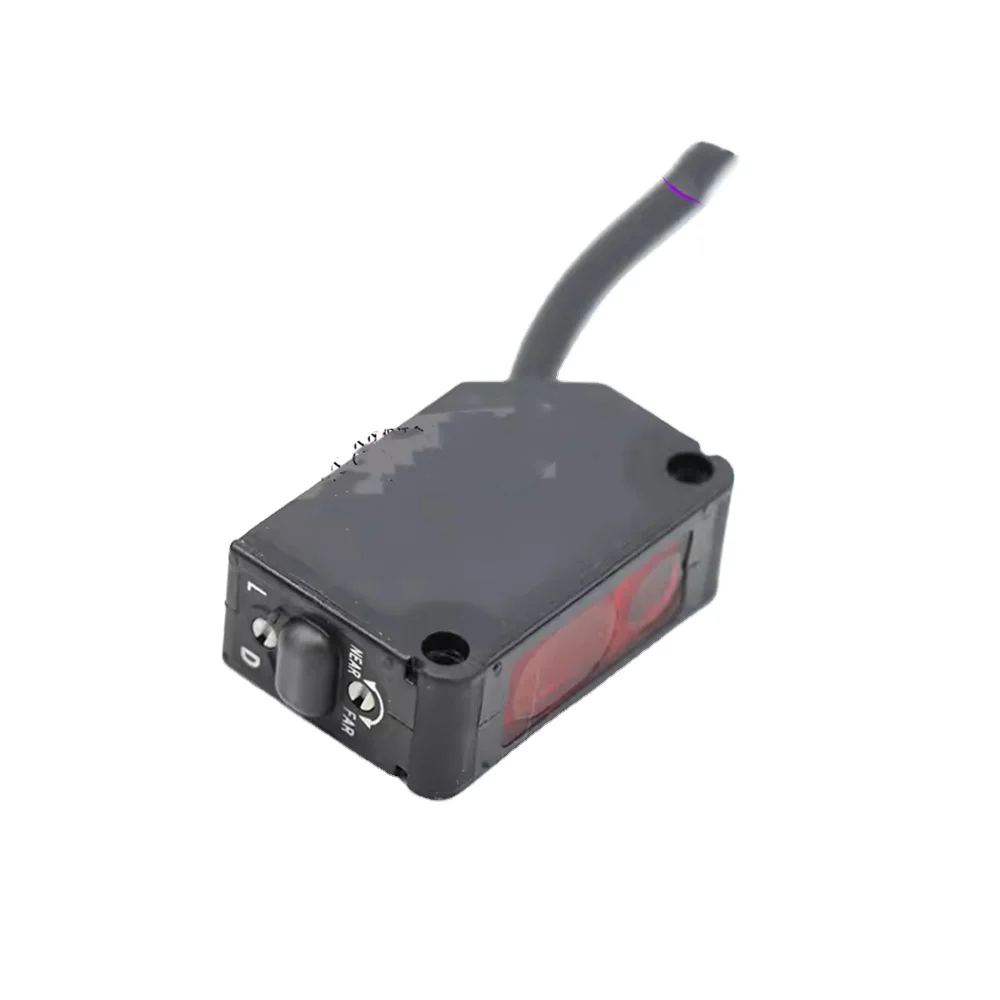 

NEW IN STOCK CX-441 Photoelectric Sensor